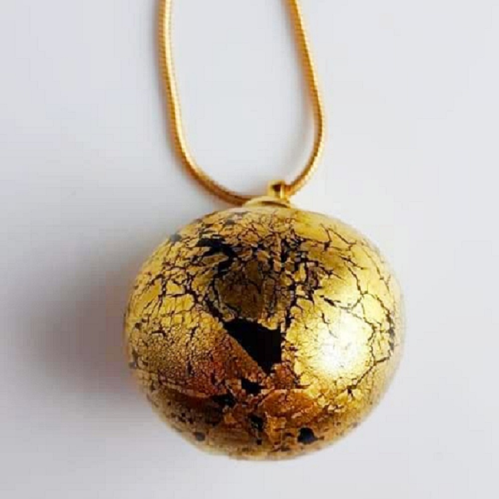 Collier perle soufflée avec feuille d'or 24 Carats